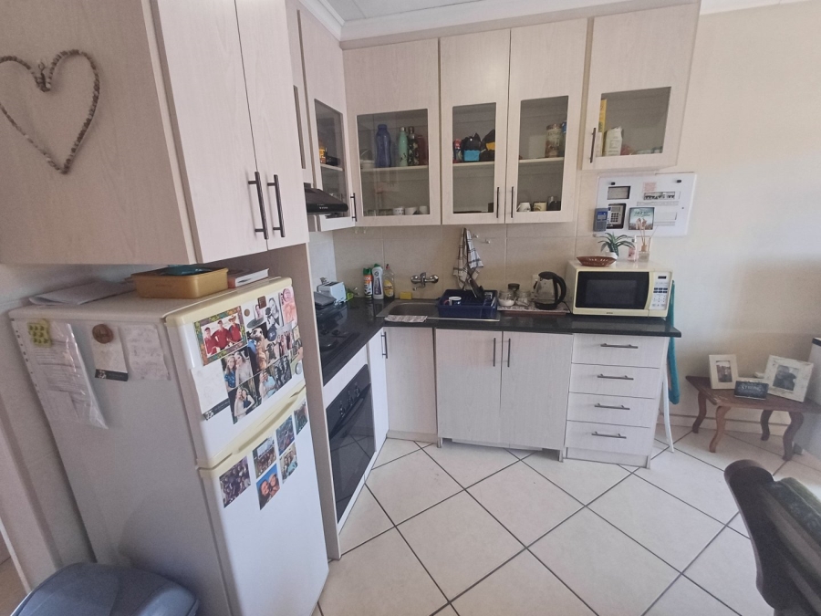 2 Bedroom Property for Sale in Bult West North West